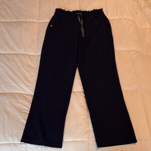 Figs Navy Women's scrub pants (never worn)